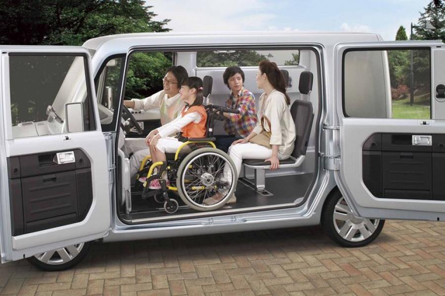  Daihatsu Deca Deca Concept 2009 года  (фото 3 из 24)